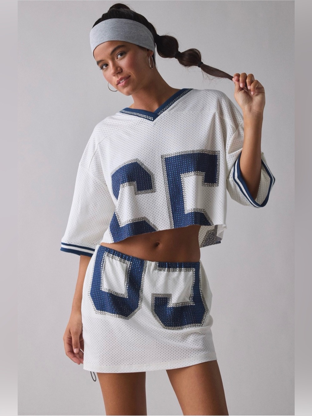 NWT UO Good Game Quarterback Cutie Jersey Skort 2-Piece Set Medium + Hair Clip